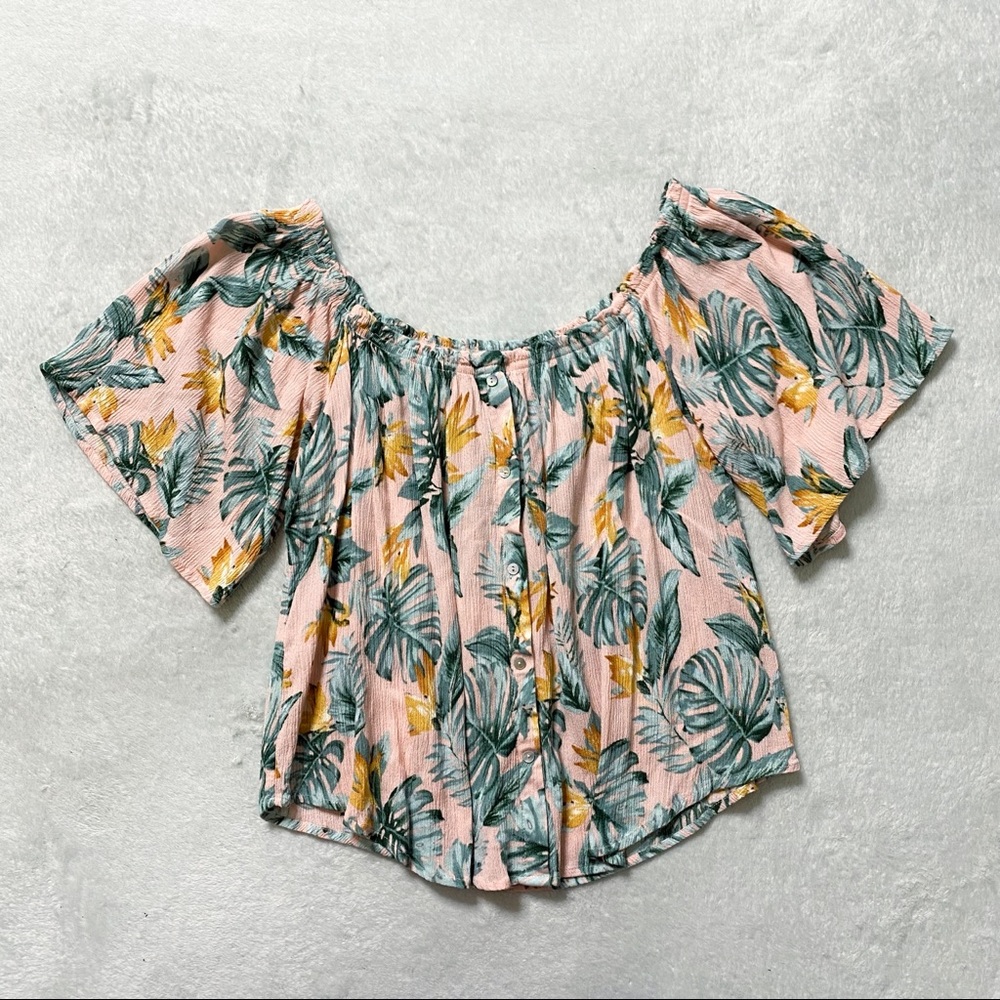 Forever 21 floral tropical button front blouse shirt size medium
